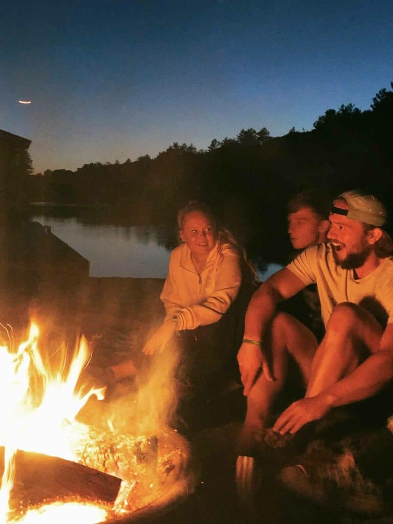 usa-camp-counselors-sunset-campfire